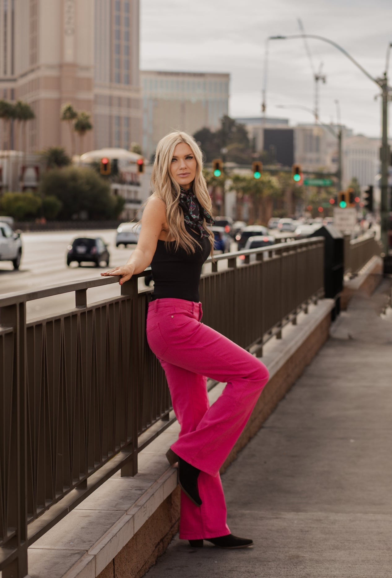 Walking West Denim Pink