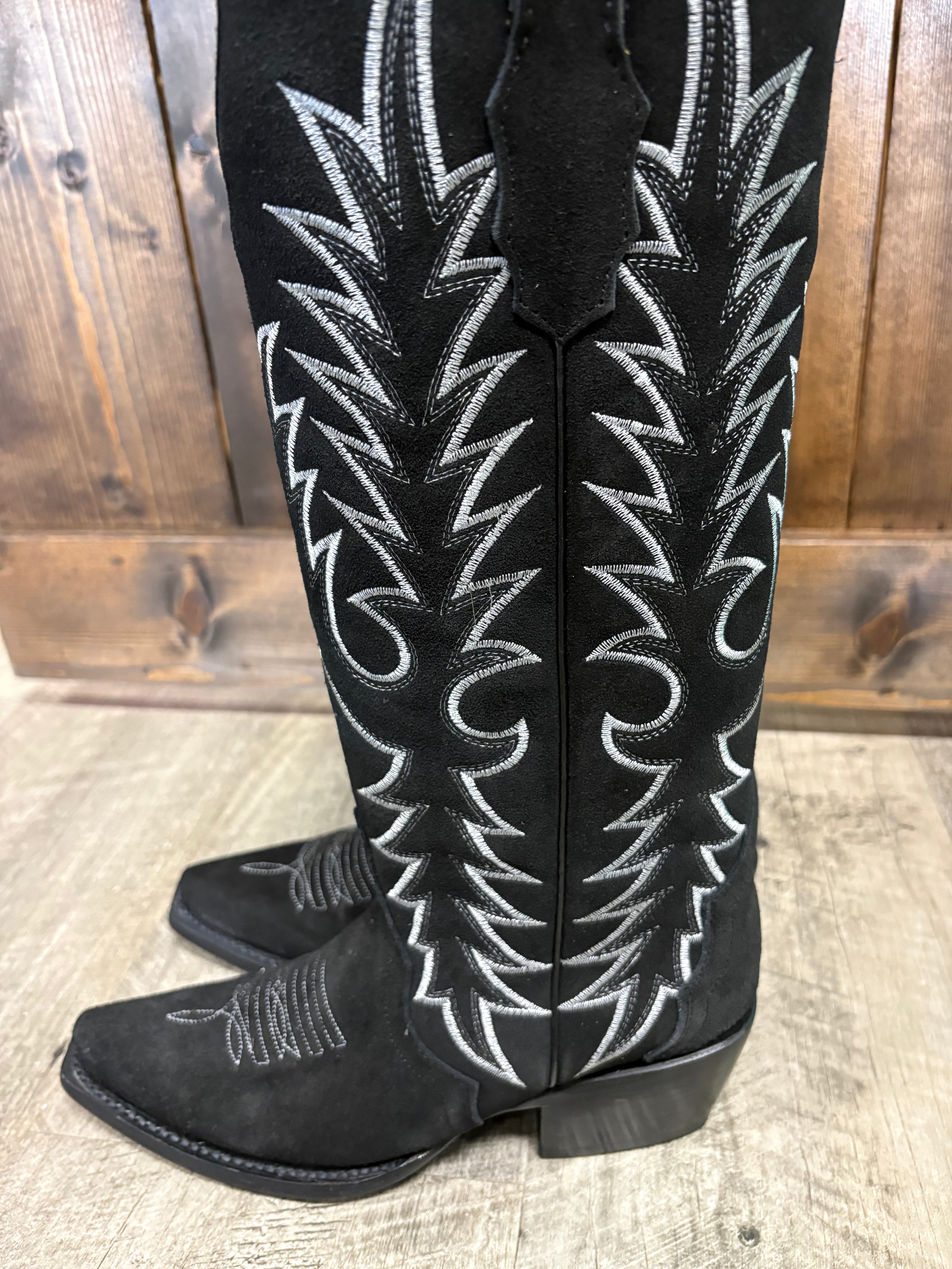 Tanner Mark Women's Black Suede Boots