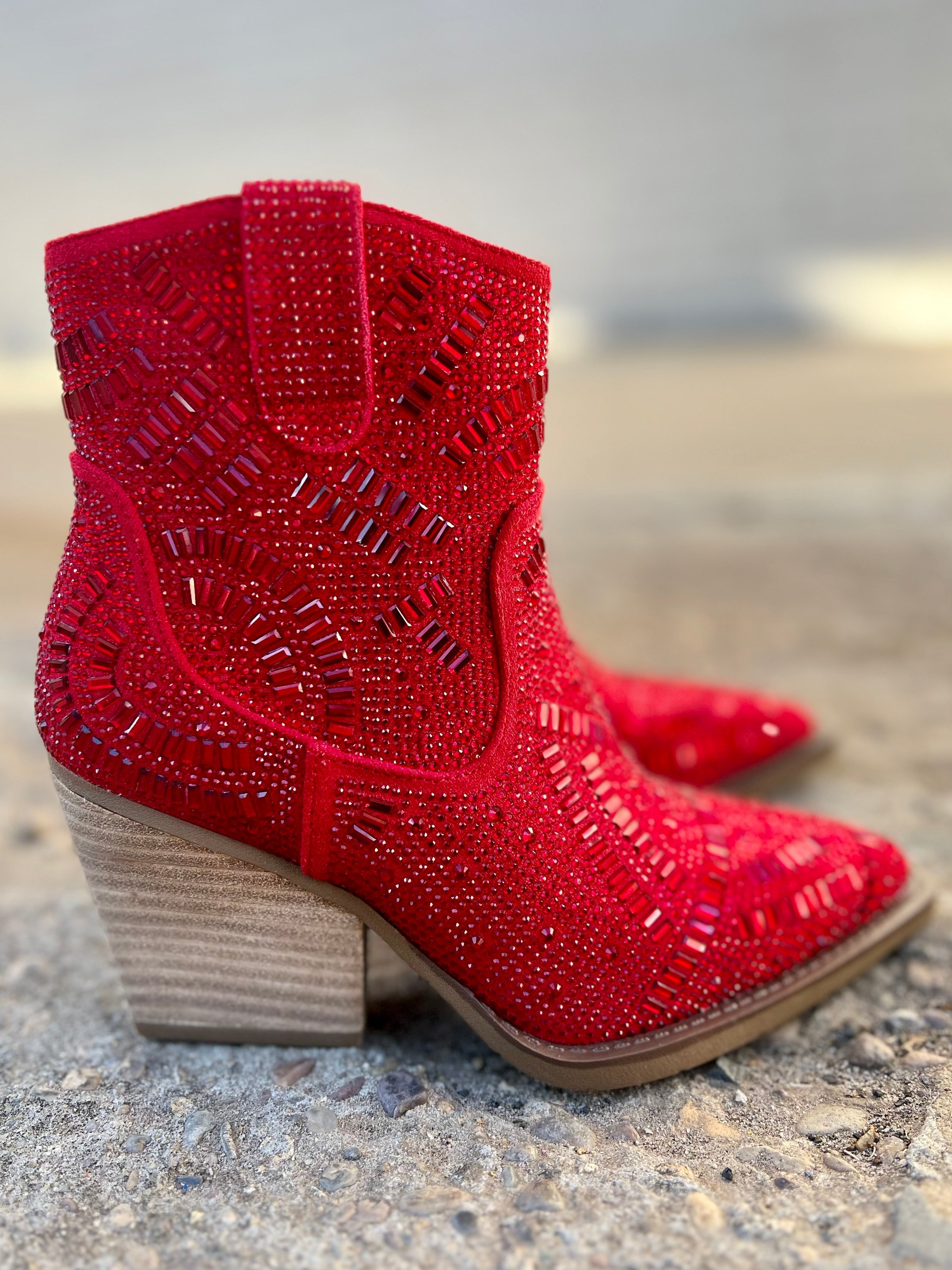 Red Maze of Life Boots*