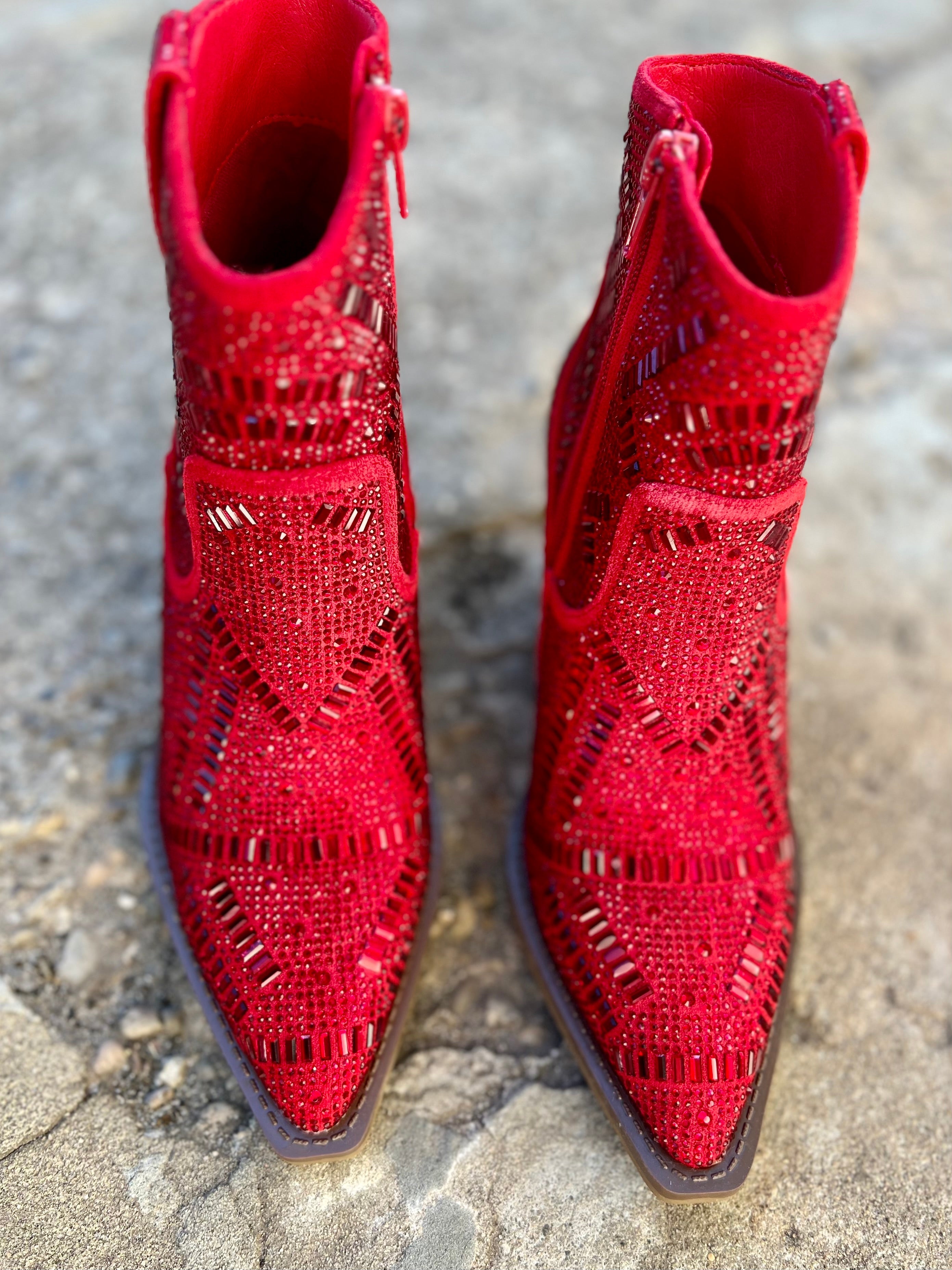 Red Maze of Life Boots*