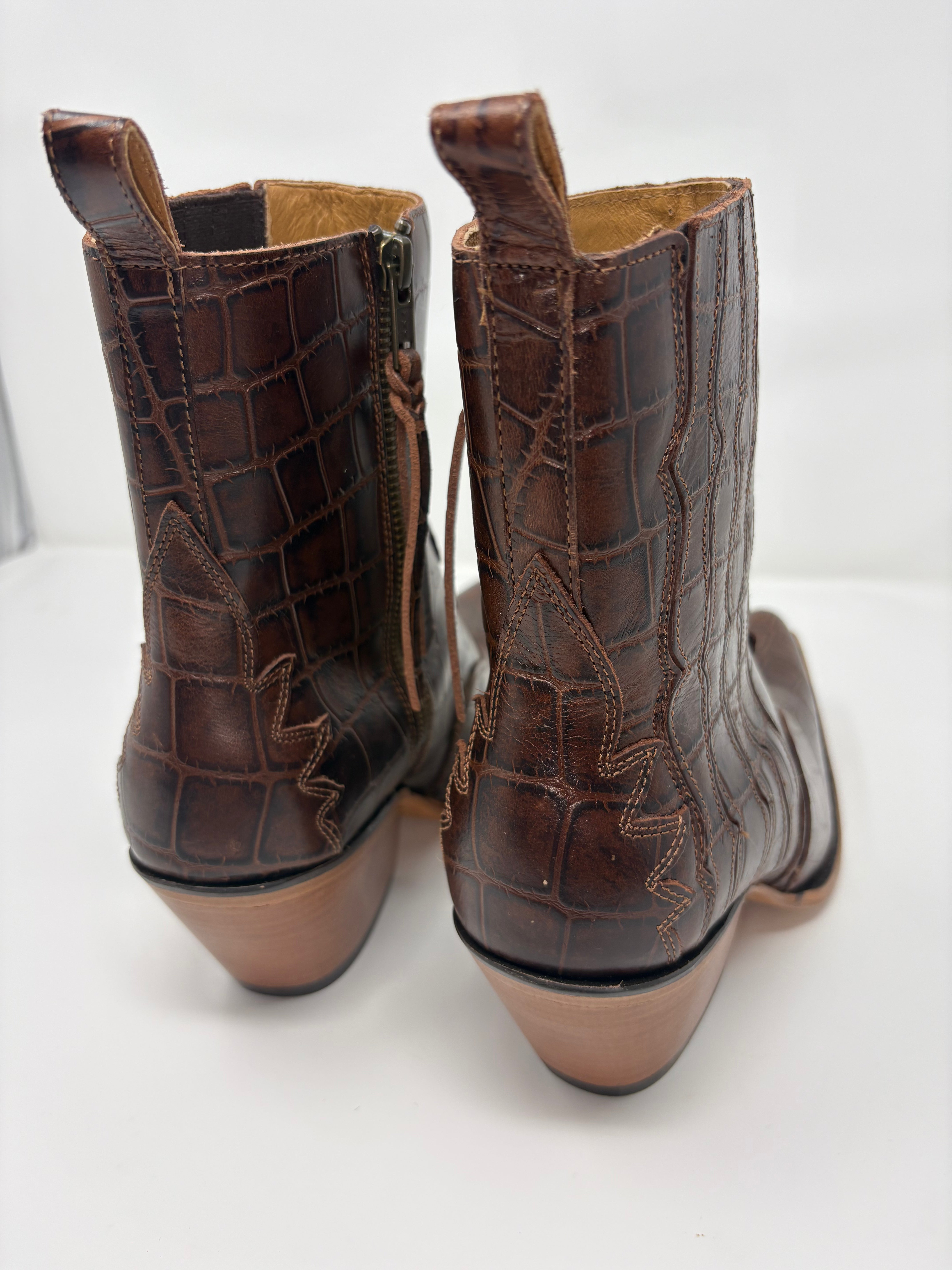 Ariat Women's Jade Luxe Espresso Croc Booties